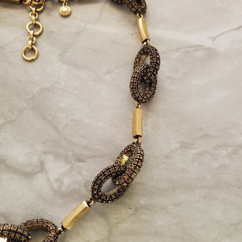 ✨ J.Crew Antiqued Distress Pave Rhinestones Crystal Classic Statement Necklace ✨ - Picture 10 of 13